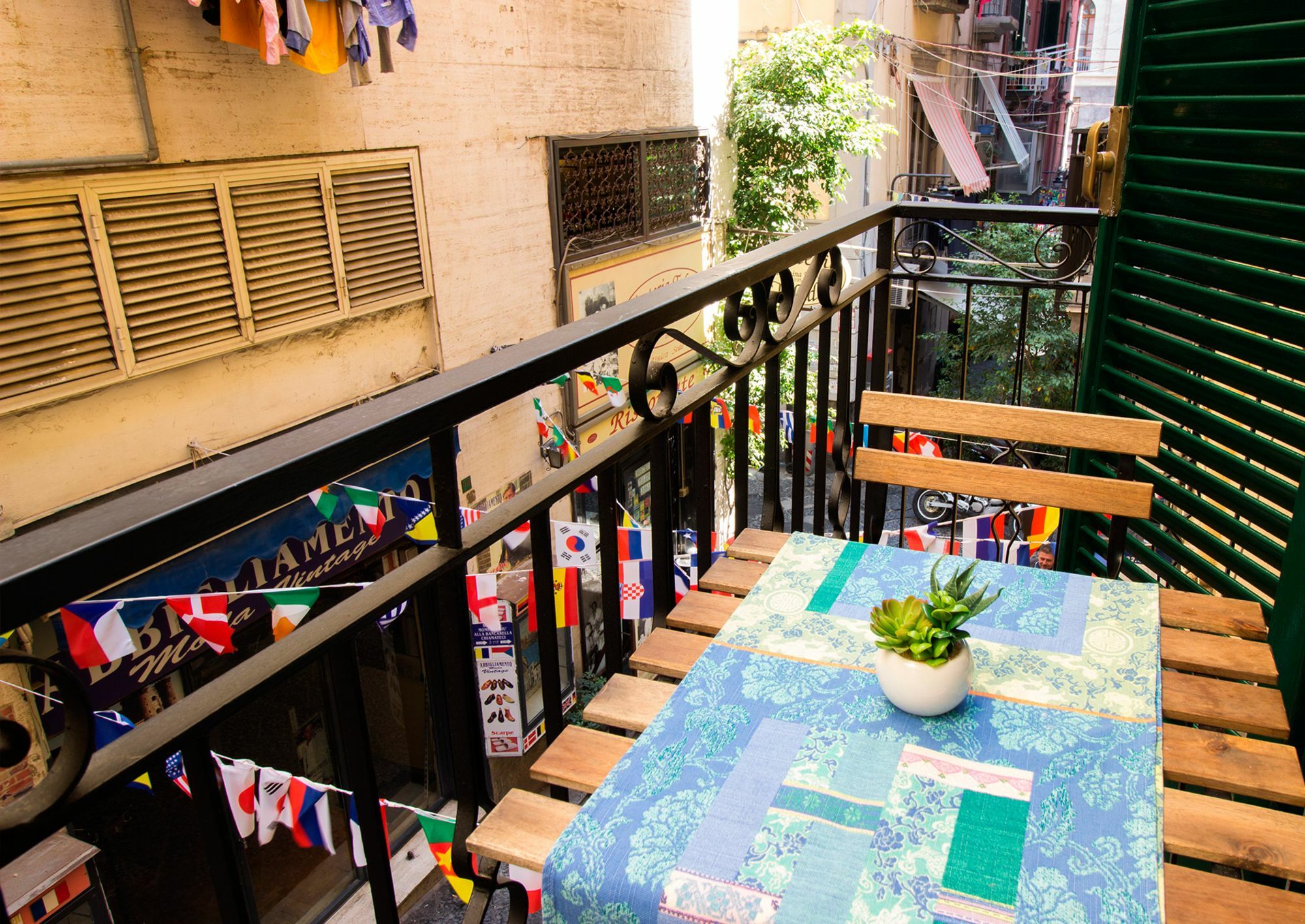 Real Giardinetto A Toledo Hotel Naples Exterior photo
