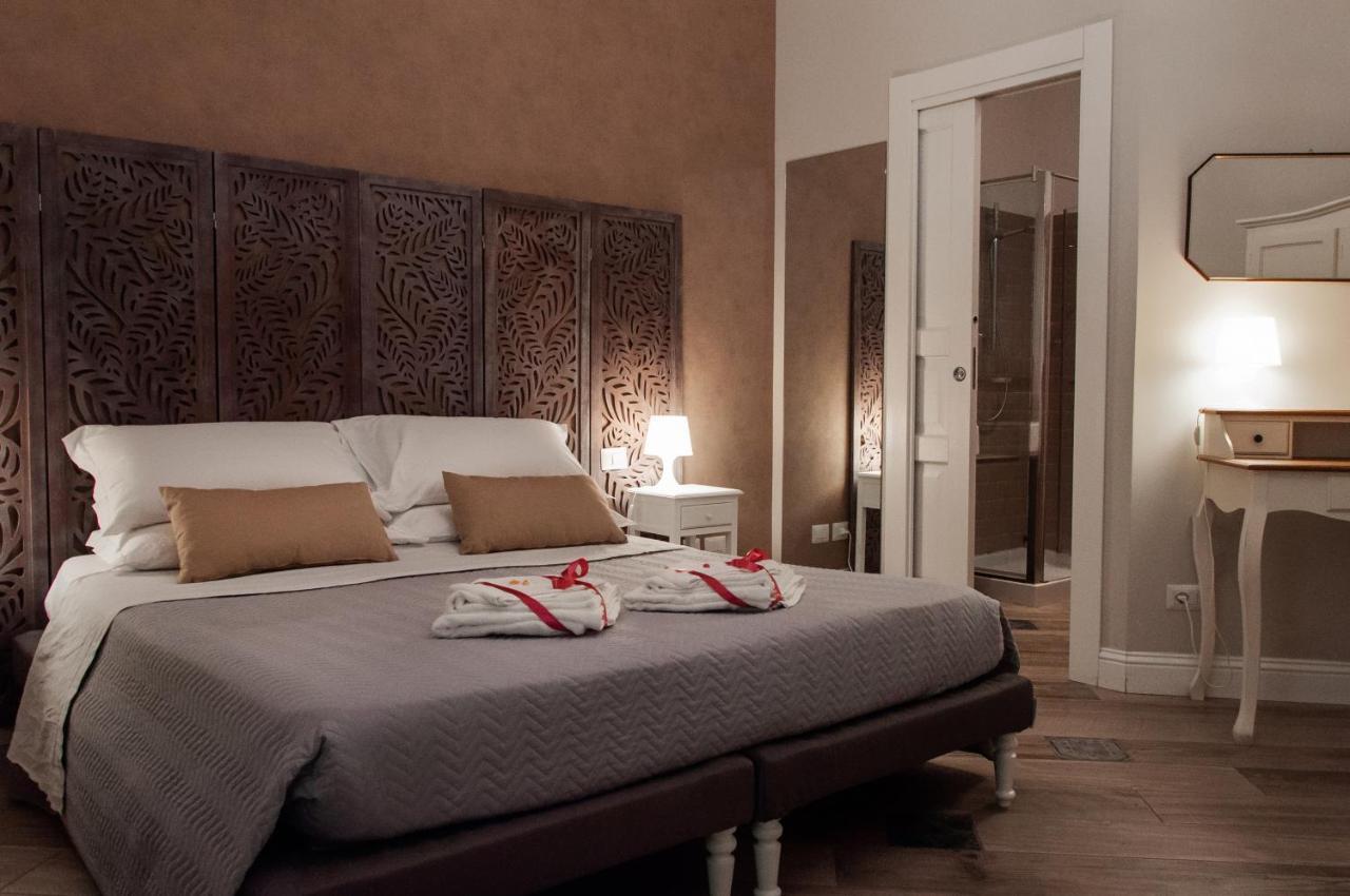 Real Giardinetto A Toledo Hotel Naples Exterior photo